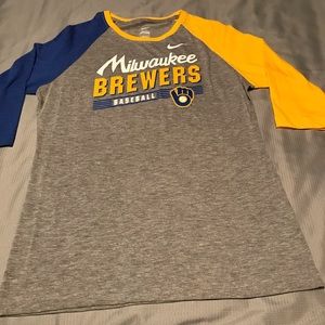 Women’s Milwaukee Brewers Shirt EUC